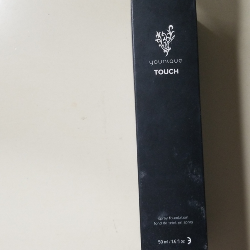 Younique spray foundation